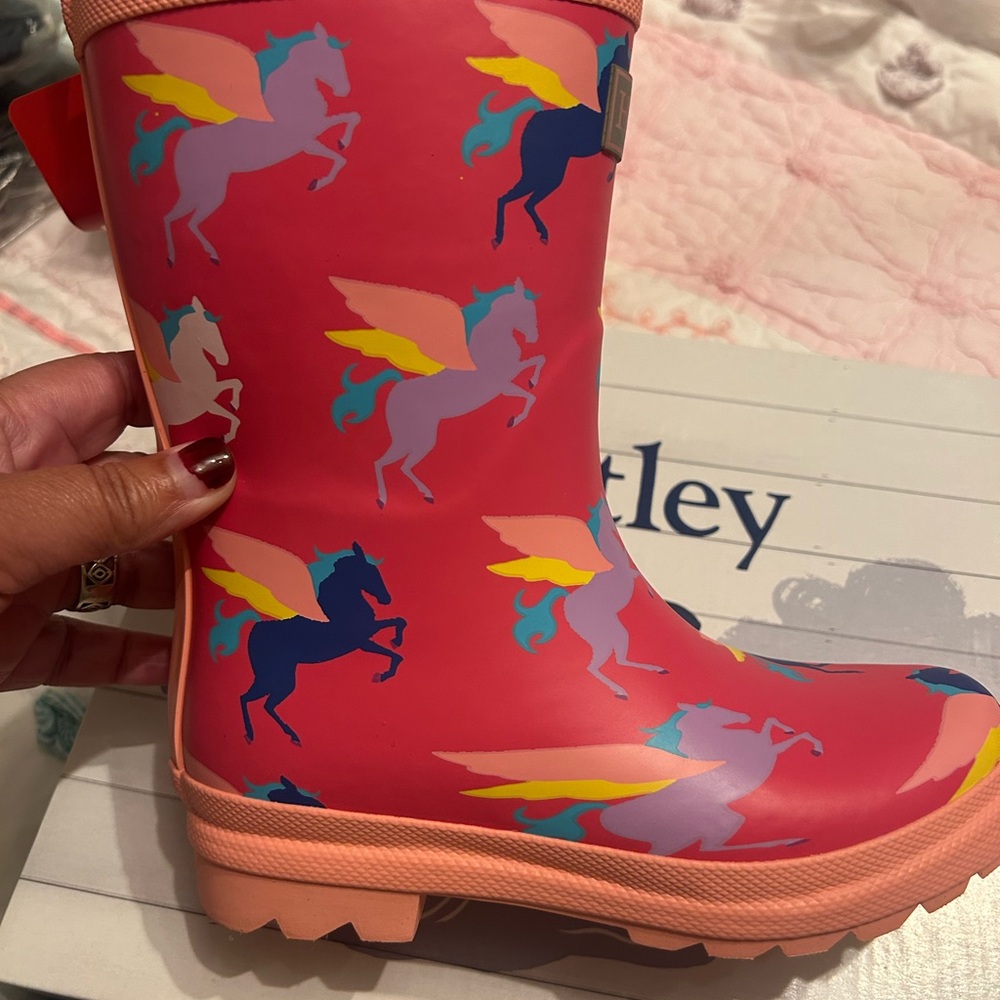 Hatley Pink Graphic Pegasus Rain Boots - Picture 2 of 3